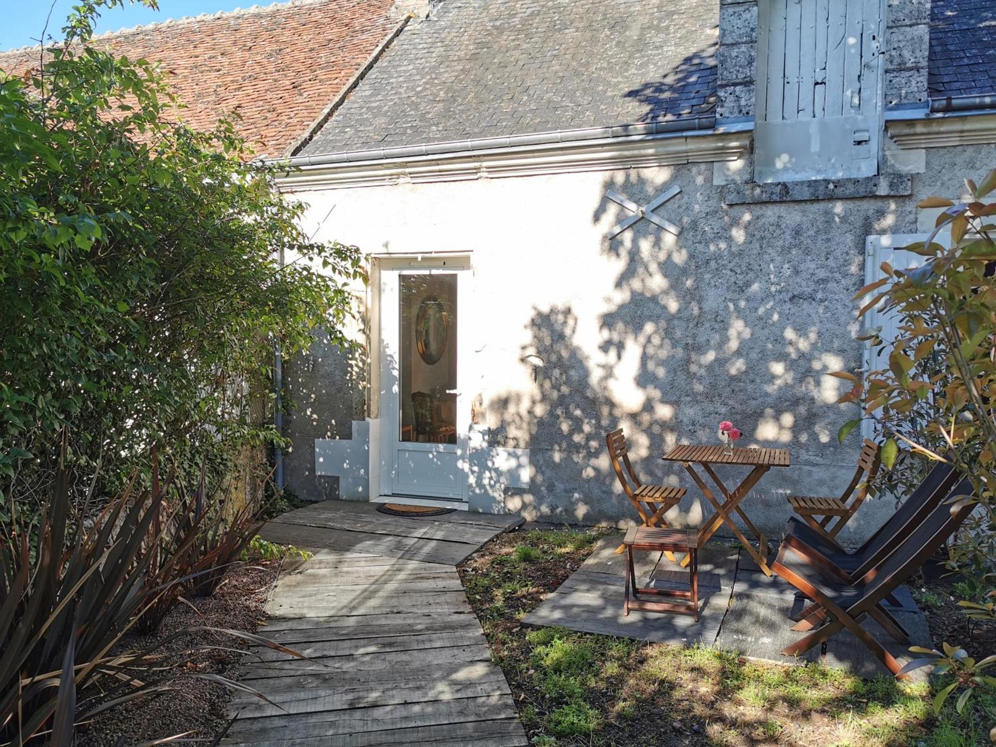 쇼몽쉬르루아르 La Jacquiere B&B 외부 사진