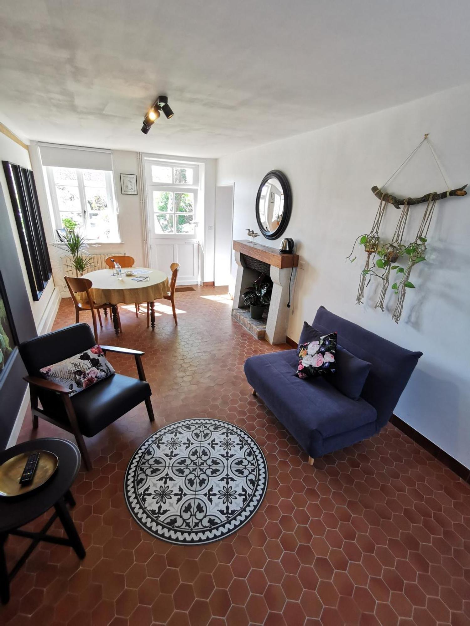 쇼몽쉬르루아르 La Jacquiere B&B 외부 사진