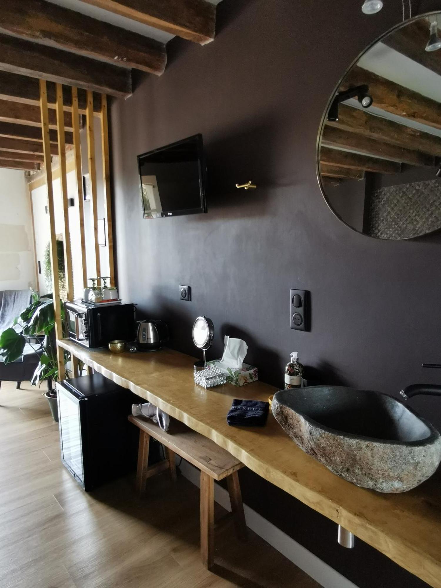 쇼몽쉬르루아르 La Jacquiere B&B 외부 사진