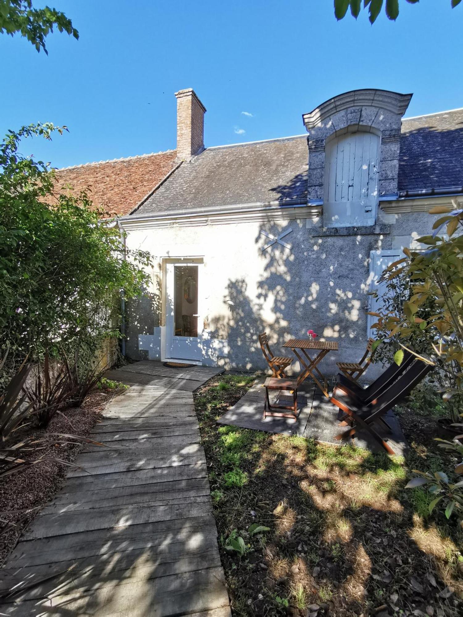 쇼몽쉬르루아르 La Jacquiere B&B 외부 사진